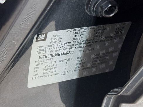 Used 2016 GMC Canyon SLT w/ Driver Alert Package image 29