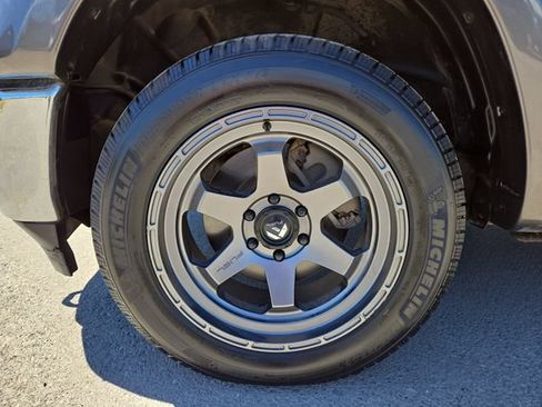 Used 2020 RAM 1500 Limited AWD/4WD image 9
