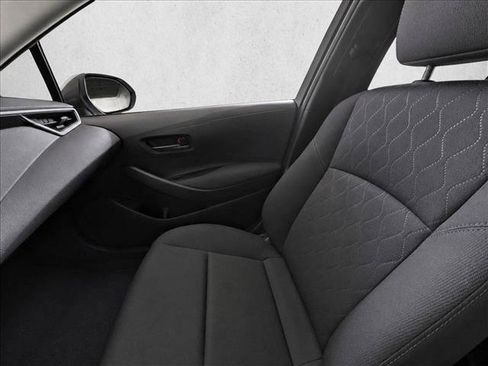 Used 2023 Toyota Corolla LE FWD image 23