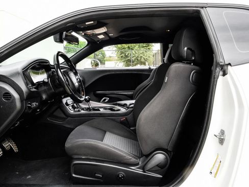 Used 2021 Dodge Challenger R/T Scat Pack RWD image 4