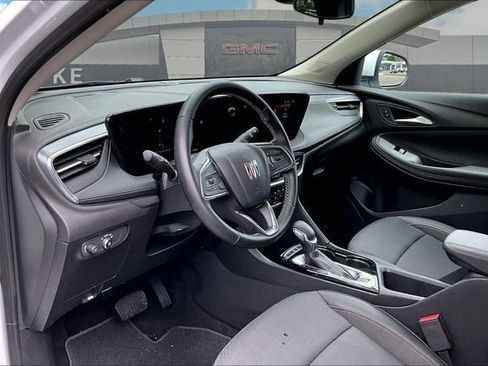 Used 2024 Buick Encore GX Preferred FWD image 13