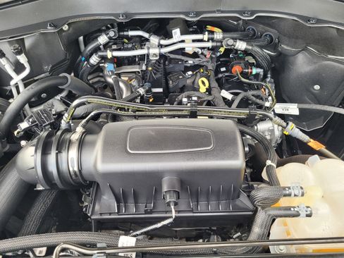 Used 2023 Ford Explorer XLT w/ Equipment Group 202A image 30