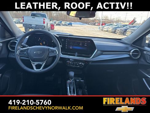 Certified 2025 Chevrolet Trax ACTIV w/ Sunroof Package image 31