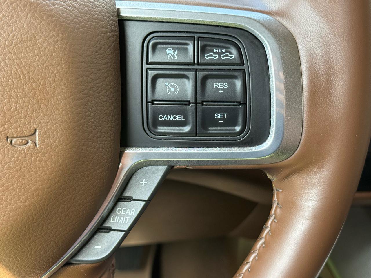 Used 2020 RAM 3500 Laramie AWD/4WD image 60