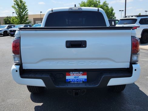 Used 2023 Toyota Tacoma TRD Off-Road w/ TRD Premium Off Road Package AWD/4WD image 12