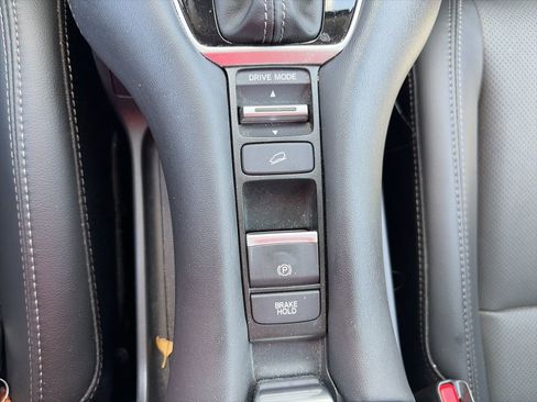 Used 2025 Honda HR-V EX-L image 21