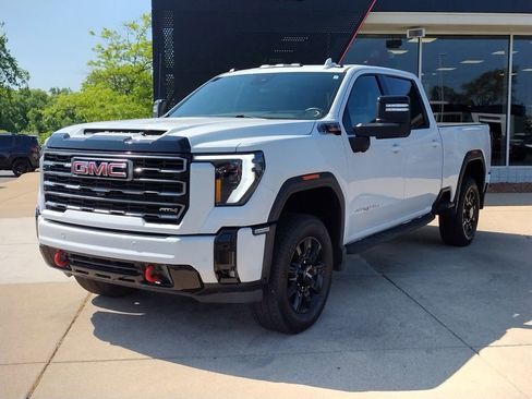 Used 2025 GMC Sierra 2500 AT4 w/ AT4 Premium Plus Package AWD/4WD image 1