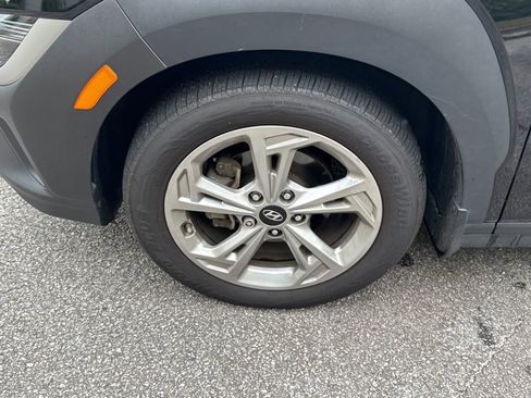 Used 2023 Hyundai Kona SEL FWD image 11