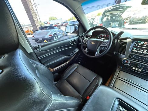 Used 2016 Chevrolet Suburban LTZ RWD image 51