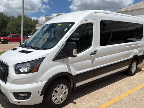 Used 2025 Ford Transit 350 XLT RWD image 16