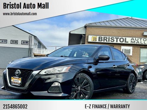 Used 2021 Nissan Altima 2.5 SV image 1