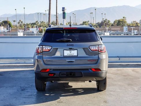 Used 2023 Jeep Compass Trailhawk w/ Trailer Tow Group AWD/4WD image 8