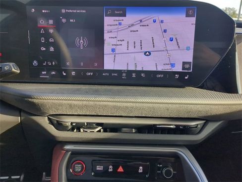 Used 2025 Audi SQ5 Prestige w/ Prestige Package image 22