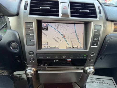 Used 2011 Lexus GX 460 image 14