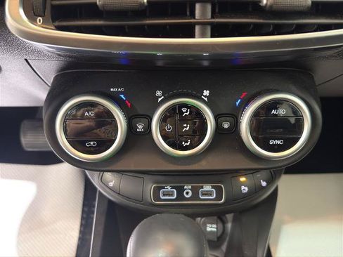Used 2019 FIAT 500X Trekking Plus w/ Premium Group AWD/4WD image 5