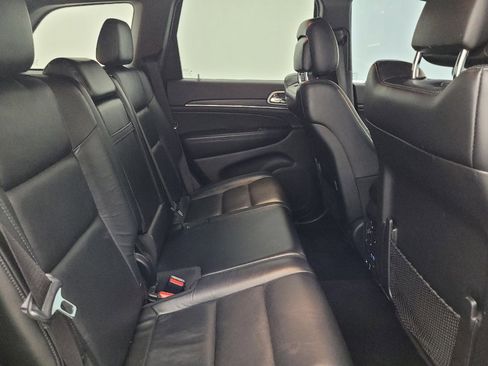Used 2019 Jeep Grand Cherokee Limited image 19