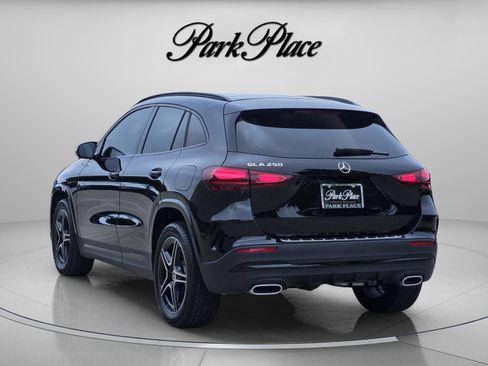 Used 2026 Mercedes-Benz GLA 250 image 3