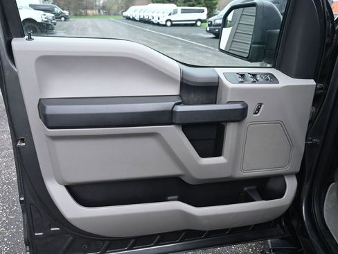 Used 2019 Ford F150 XL w/ Equipment Group 101A Mid image 11