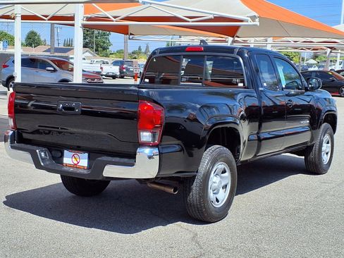 Used 2023 Toyota Tacoma SR5 RWD image 6