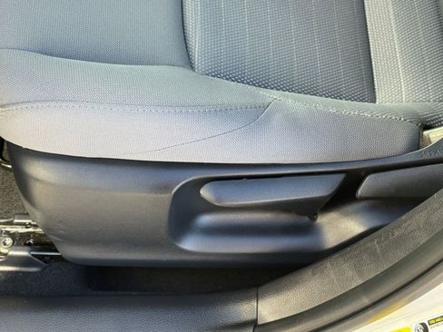 Certified 2025 Toyota Corolla SE image 14