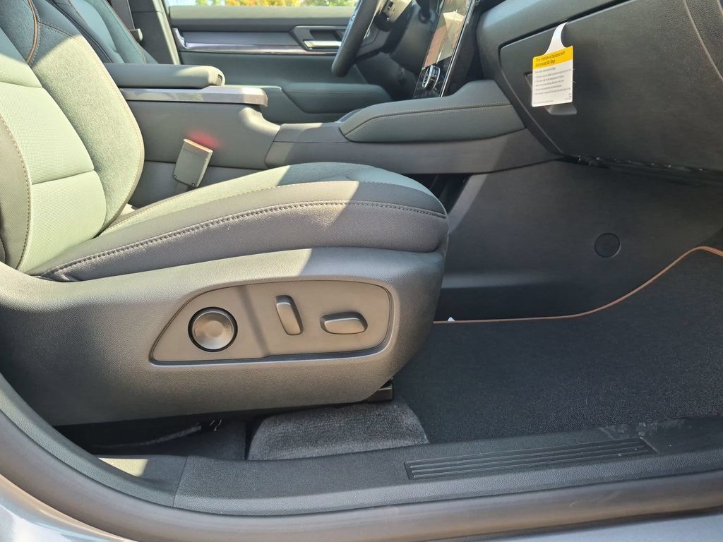 New 2027 GMC Terrain AT4 w/ Convenience Package III AWD/4WD image 19