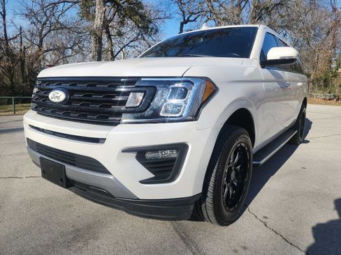 Used 2019 Ford Expedition Max XLT w/ Equipment Group 202A image 2
