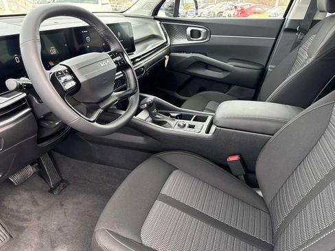 New 2026 Kia Sorento LX image 12