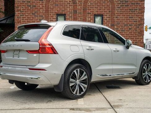 Used 2023 Volvo XC60 T8 Ultimate w/ Protection Package Premier AWD/4WD image 5