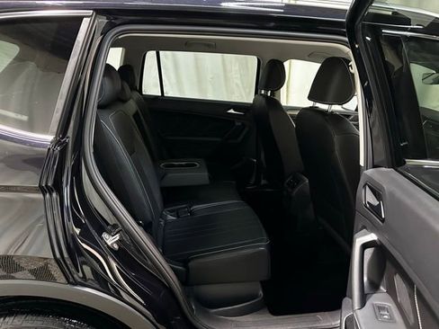 Used 2022 Volkswagen Tiguan SE image 31