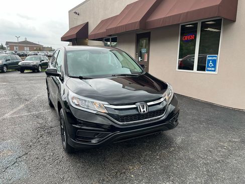 Used 2016 Honda CR-V LX image 2