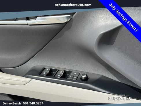 Used 2019 Toyota Camry XLE FWD image 26
