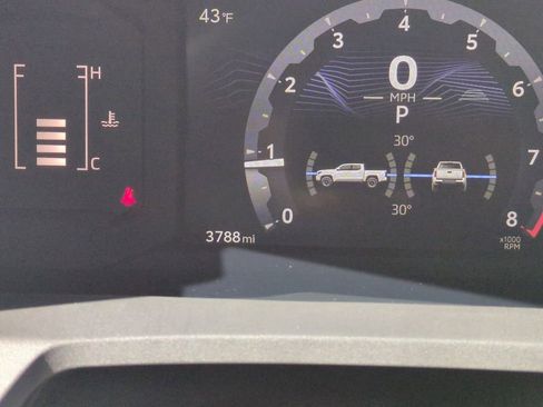 Used 2025 Toyota Tacoma SR5 image 26