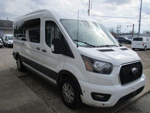 Used 2024 Ford Transit 350 XLT image 3