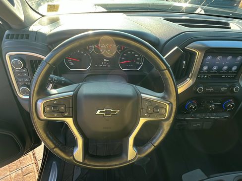 Used 2019 Chevrolet Silverado 1500 LT Trail Boss w/ Convenience Package image 26