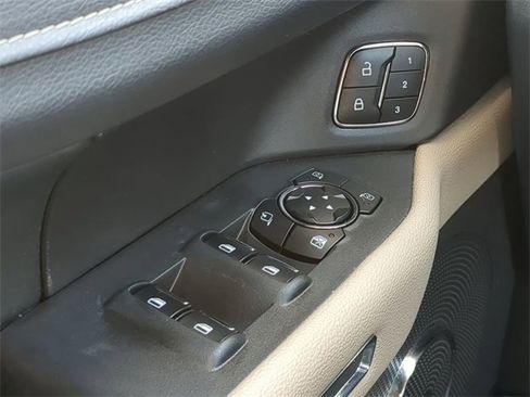 Used 2024 Ford Expedition Max XLT image 31