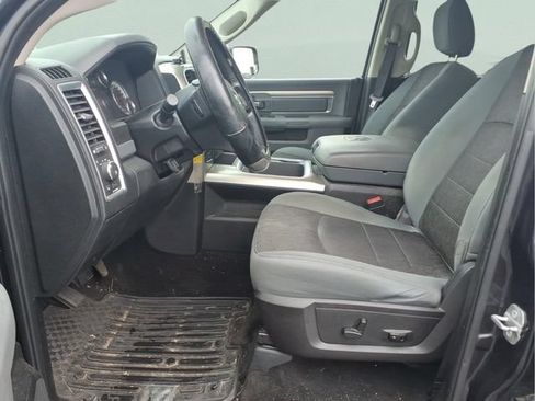 Used 2016 RAM 1500 Classic SLT w/ Luxury Group AWD/4WD image 17