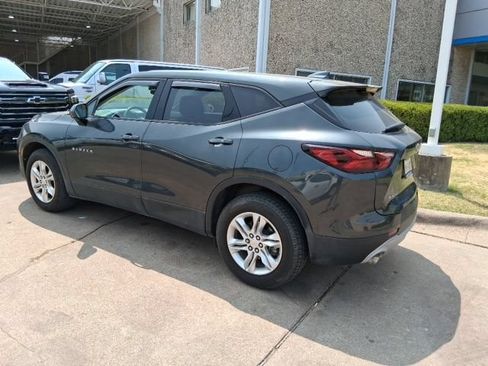 Used 2020 Chevrolet Blazer LT FWD image 3