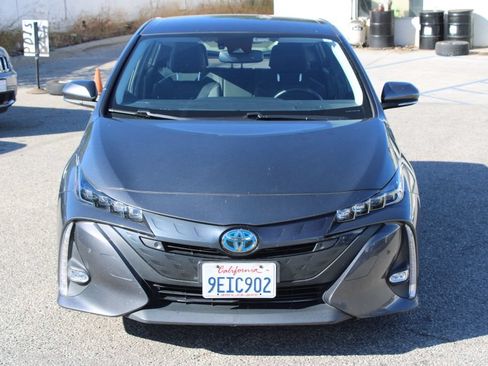 Used 2022 Toyota Prius Prime Limited FWD image 2