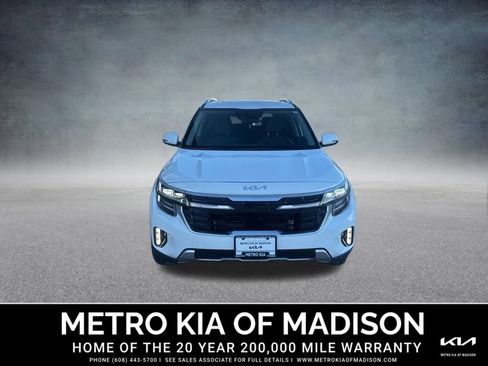 Used 2024 Kia Seltos SX w/ SX Sunroof Package image 9