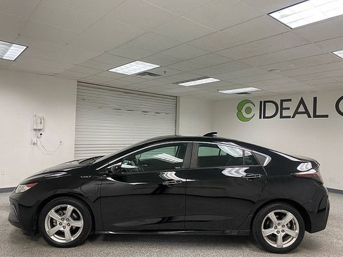 Used 2017 Chevrolet Volt LT image 8