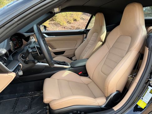 Used 2024 Porsche 911 Turbo S image 15