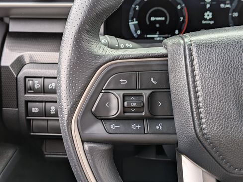 Certified 2025 Toyota 4Runner Limited AWD/4WD image 35