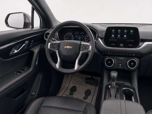 Used 2023 Chevrolet Blazer Premier w/ Enhanced Convenience Package AWD/4WD image 19