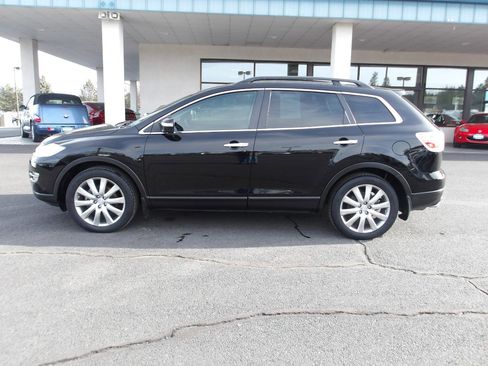 Used 2008 MAZDA CX-9 Grand Touring w/ Moonroof & Bose Audio Pkg image 2
