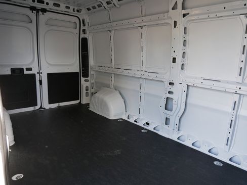 New 2026 RAM ProMaster 2500 w/ Convenience Group image 10
