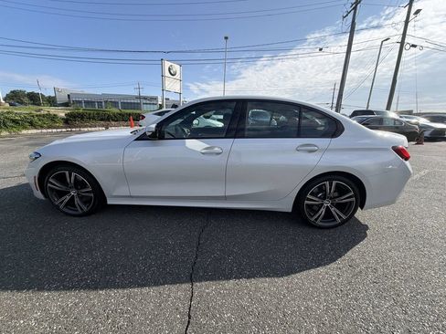 Used 2023 BMW 330i xDrive Sedan w/ Driving Assistance Package AWD/4WD image 11