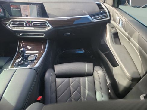 Used 2023 BMW X5 xDrive40i image 9