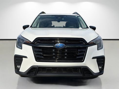 Certified 2025 Subaru Ascent Bronze Edition image 8