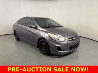 Used 2016 Hyundai Accent SE image 1