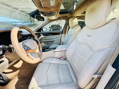 Used 2016 Cadillac CT6 Platinum w/ LPO, Ground Effects Package image 11